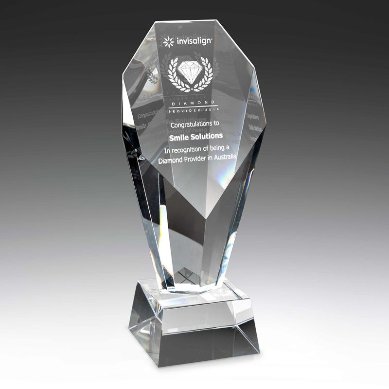 CC347M Achievement Crystal 22cm