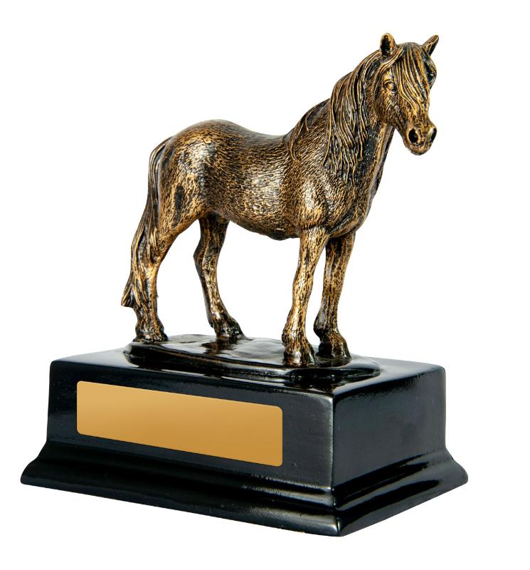 1109A Horse on Base 12cm