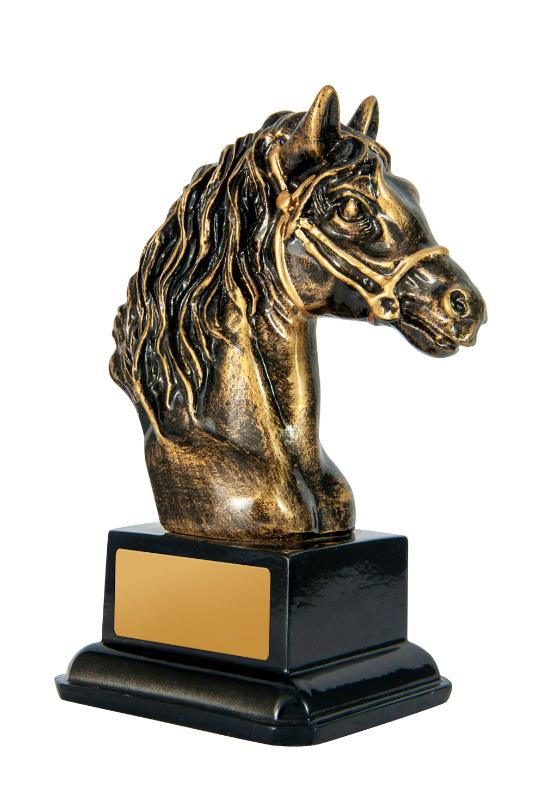 1109B Horse on Base 13.5cm