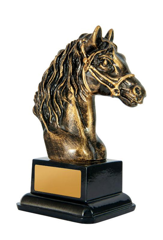 1109B Horse on Base 13.5cm