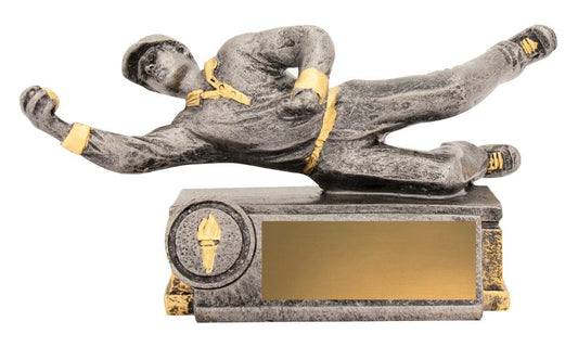 12010 Cricket Diving Fielder 82mm