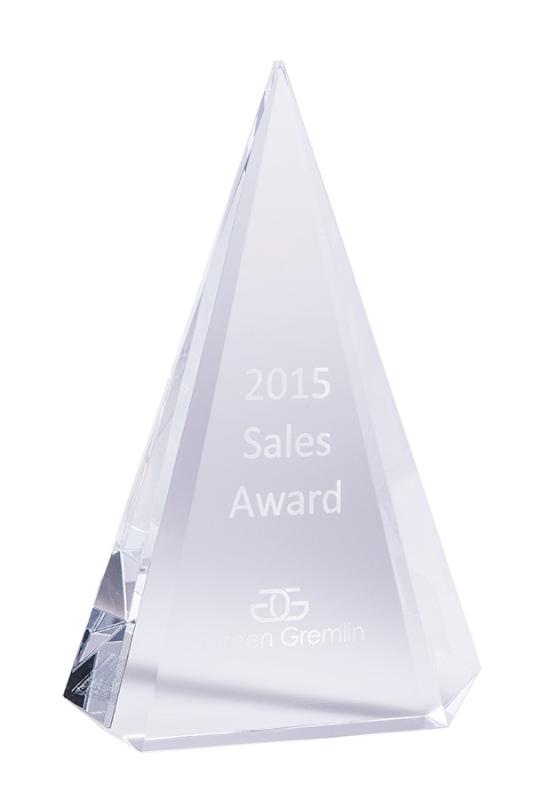 IC04C Infiniti Crystal - Triangle 22cm