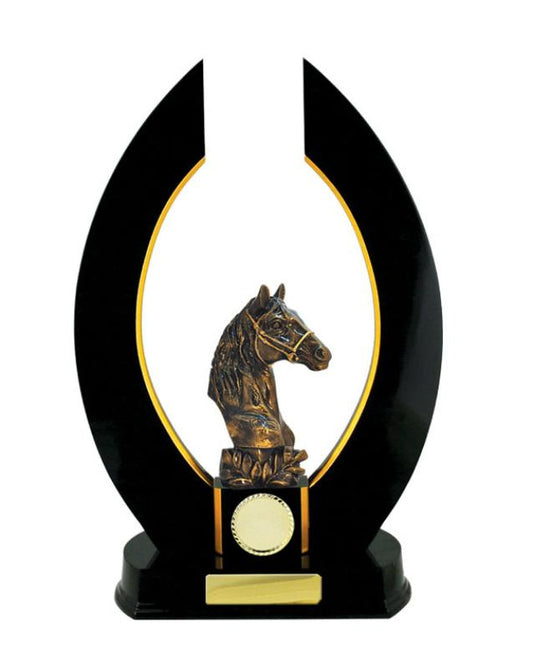S24-15001DK Timber Buildup Horses 32cm