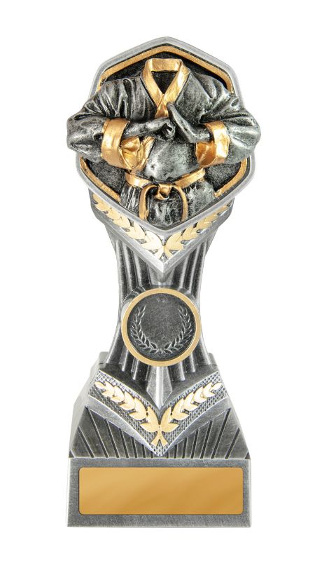 W22-10020 Falcon Tower-Martial Arts 18cm