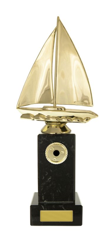 W22-11308 Sailboat on Column 26cm