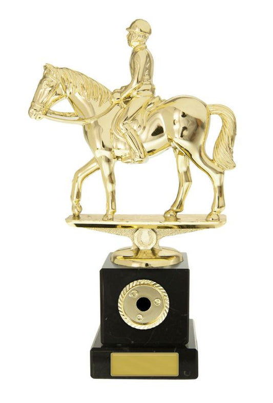 W22-9815 Equestrian Fig. on Column 18.5cm