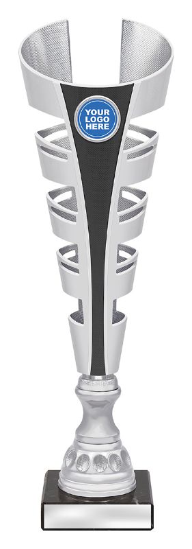 X3144 Gauntlet Trophy Black 34cm