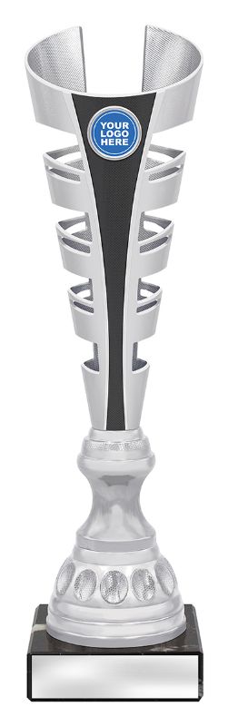 X3147 Gauntlet Trophy Black 39cm
