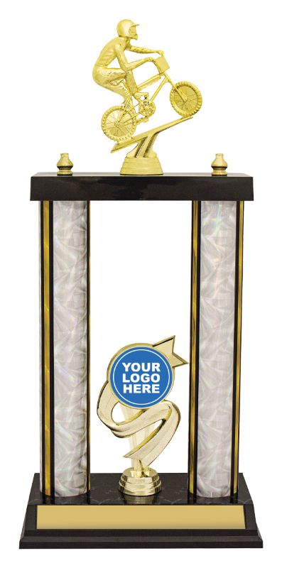 X3436 Wildcat Poster Trophy 42cm