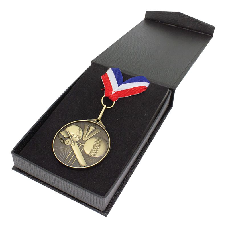 H28 Flip-Top Box - Ribbon and Medal 14.5cm