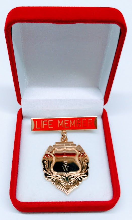 LMB Red Life Member Badge 5cm
