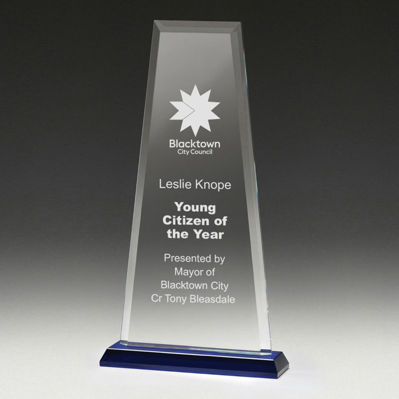 WC233B Glass Blue Guardian Award 26cm