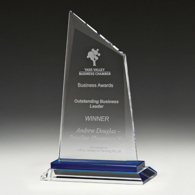 GB343M Eternity Peak Glass Award 20.5cm